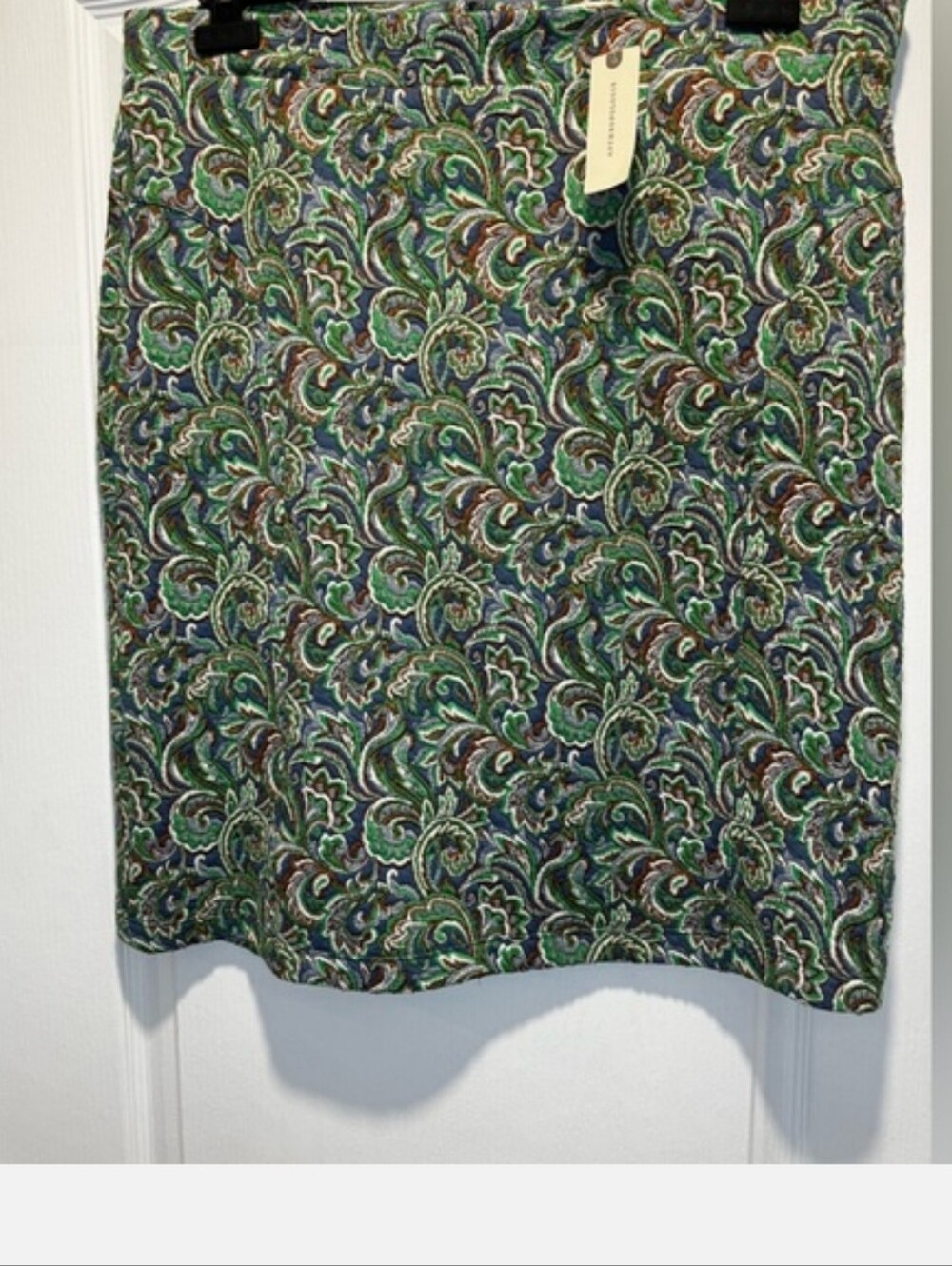 Maeve Green Paisley Sleeveless Shell and Skirt Set - Picture 13 of 15